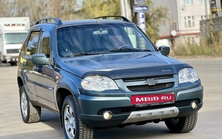 Chevrolet Niva I рестайлинг, 2010 год, 585 000 рублей, 8 фотография