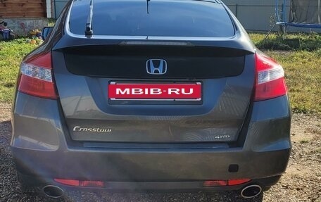 Honda Crosstour I рестайлинг, 2011 год, 1 390 000 рублей, 19 фотография