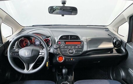 Honda Jazz II рестайлинг, 2011 год, 1 115 000 рублей, 10 фотография