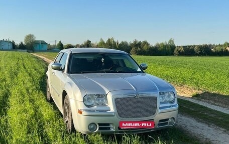 Chrysler 300C II, 2008 год, 1 210 000 рублей, 20 фотография