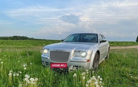 Chrysler 300C II, 2008 год, 1 210 000 рублей, 13 фотография