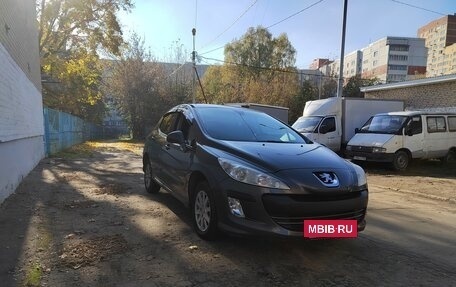 Peugeot 308 II, 2010 год, 699 000 рублей, 3 фотография