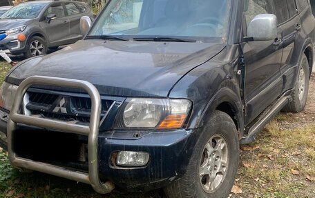 Mitsubishi Pajero III рестайлинг, 2000 год, 500 000 рублей, 2 фотография