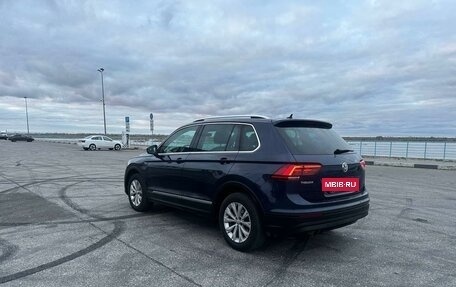 Volkswagen Tiguan II, 2017 год, 2 799 000 рублей, 10 фотография