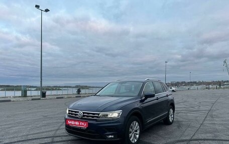 Volkswagen Tiguan II, 2017 год, 2 799 000 рублей, 5 фотография