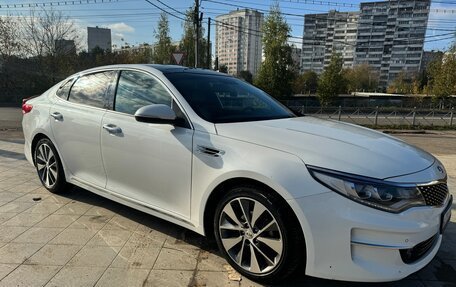 KIA K5 II, 2016 год, 1 900 000 рублей, 3 фотография