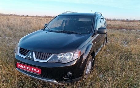 Mitsubishi Outlander III рестайлинг 3, 2008 год, 1 080 000 рублей, 10 фотография