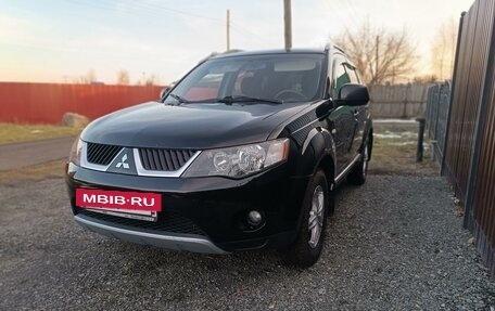 Mitsubishi Outlander III рестайлинг 3, 2008 год, 1 080 000 рублей, 2 фотография