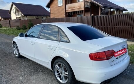 Audi A4, 2010 год, 1 350 000 рублей, 24 фотография