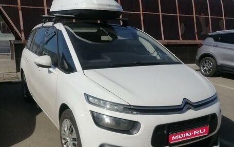 Citroen C4 Picasso II рестайлинг, 2018 год, 1 350 000 рублей, 1 фотография