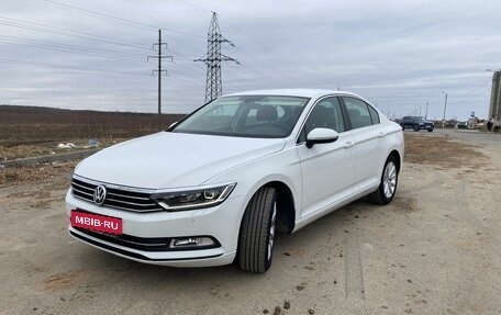 Volkswagen Passat B8 рестайлинг, 2019 год, 2 475 000 рублей, 1 фотография