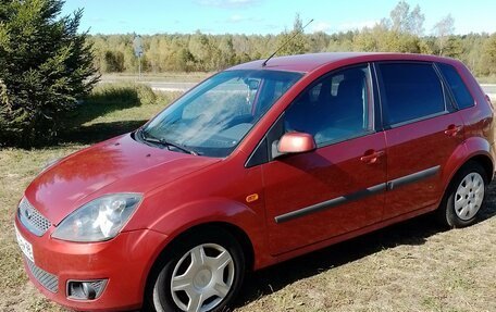 Ford Fiesta, 2006 год, 389 500 рублей, 2 фотография