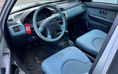 Nissan Micra II, 2001 год, 270 000 рублей, 8 фотография