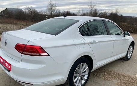 Volkswagen Passat B8 рестайлинг, 2019 год, 2 475 000 рублей, 6 фотография