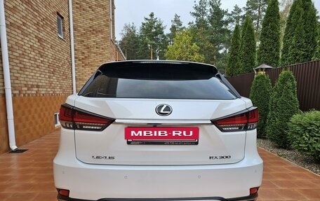 Lexus RX IV рестайлинг, 2020 год, 5 900 000 рублей, 5 фотография