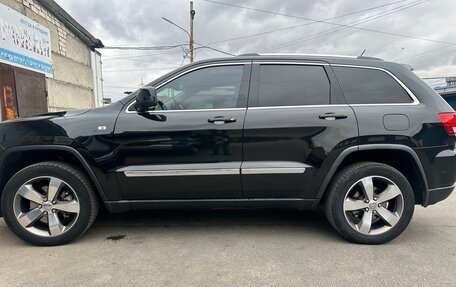 Jeep Grand Cherokee, 2011 год, 2 100 000 рублей, 21 фотография