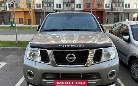 Nissan Pathfinder, 2012 год, 1 900 000 рублей, 3 фотография