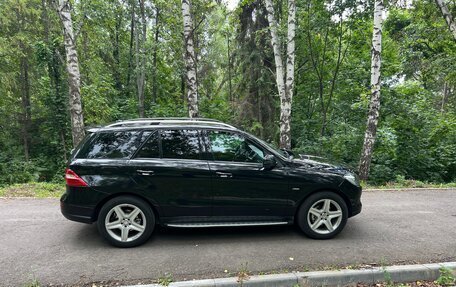 Mercedes-Benz M-Класс, 2012 год, 2 300 000 рублей, 4 фотография