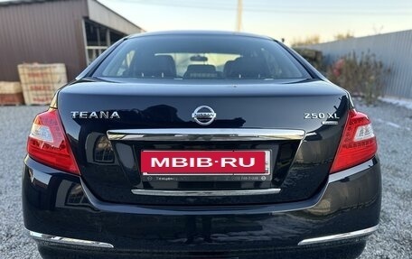 Nissan Teana, 2010 год, 2 075 000 рублей, 15 фотография