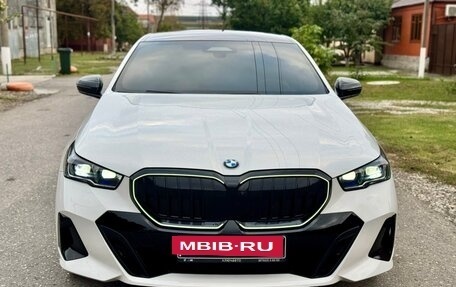 BMW 5 серия, 2024 год, 8 200 000 рублей, 38 фотография