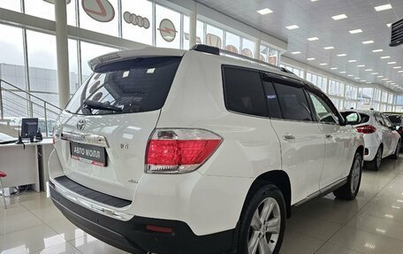 Toyota Highlander III, 2012 год, 2 889 000 рублей, 11 фотография