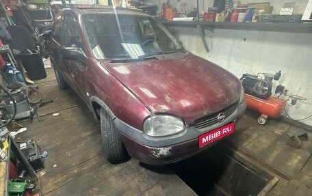 Opel Corsa B, 2000 год, 110 000 рублей, 1 фотография