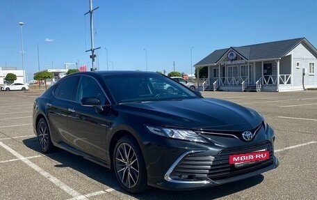 Toyota Camry, 2023 год, 3 500 000 рублей, 4 фотография