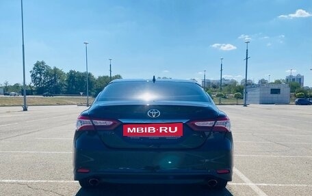 Toyota Camry, 2023 год, 3 500 000 рублей, 7 фотография