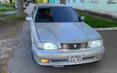 Toyota Camry, 1987 год, 285 000 рублей, 1 фотография