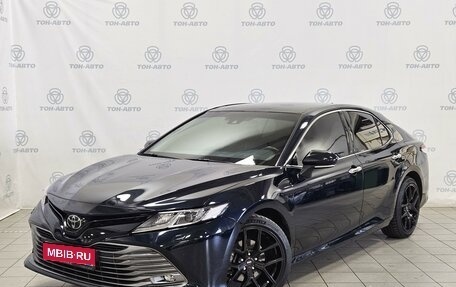 Toyota Camry, 2018 год, 3 030 000 рублей, 1 фотография