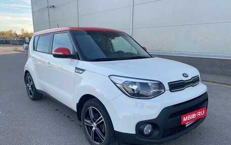 KIA Soul II рестайлинг, 2018 год, 1 995 000 рублей, 7 фотография