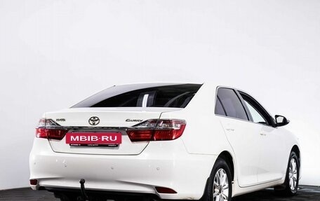 Toyota Camry, 2015 год, 1 820 000 рублей, 6 фотография