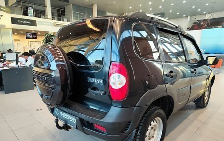 Chevrolet Niva I рестайлинг, 2011 год, 485 000 рублей, 5 фотография