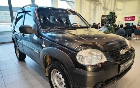 Chevrolet Niva I рестайлинг, 2011 год, 485 000 рублей, 3 фотография