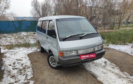 Nissan Largo III (W30), 1989 год, 400 000 рублей, 3 фотография