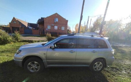 Mitsubishi Outlander III рестайлинг 3, 2003 год, 865 000 рублей, 3 фотография