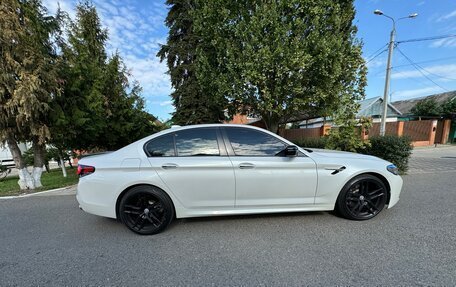 BMW 5 серия, 2017 год, 3 800 000 рублей, 2 фотография