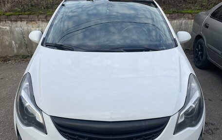 Opel Corsa D, 2011 год, 750 000 рублей, 1 фотография