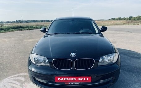 BMW 1 серия, 2010 год, 925 000 рублей, 3 фотография