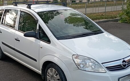 Opel Zafira B, 2008 год, 900 000 рублей, 4 фотография