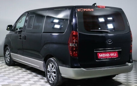 Hyundai H-1 II рестайлинг, 2021 год, 3 680 000 рублей, 7 фотография