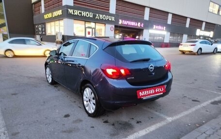 Opel Astra J, 2011 год, 750 000 рублей, 4 фотография