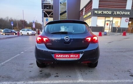 Opel Astra J, 2011 год, 750 000 рублей, 8 фотография