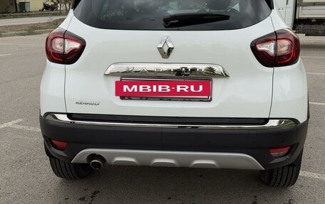 Renault Kaptur I рестайлинг, 2017 год, 1 570 000 рублей, 6 фотография