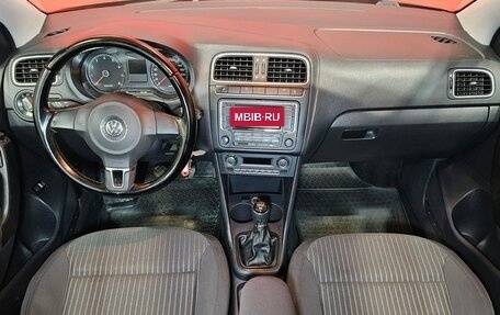 Volkswagen Polo VI (EU Market), 2013 год, 899 000 рублей, 9 фотография