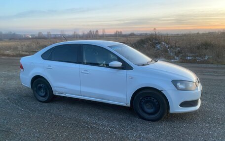 Volkswagen Polo VI (EU Market), 2014 год, 950 000 рублей, 3 фотография