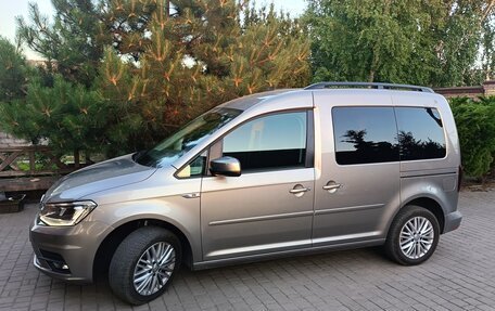 Volkswagen Caddy IV, 2018 год, 2 650 000 рублей, 2 фотография