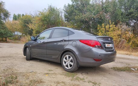 Hyundai Solaris II рестайлинг, 2012 год, 840 000 рублей, 6 фотография