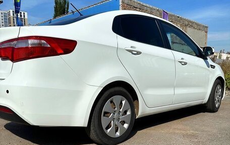 KIA Rio III рестайлинг, 2014 год, 850 000 рублей, 7 фотография