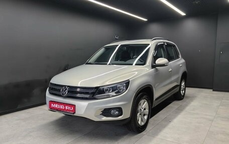 Volkswagen Tiguan I, 2012 год, 1 355 000 рублей, 1 фотография